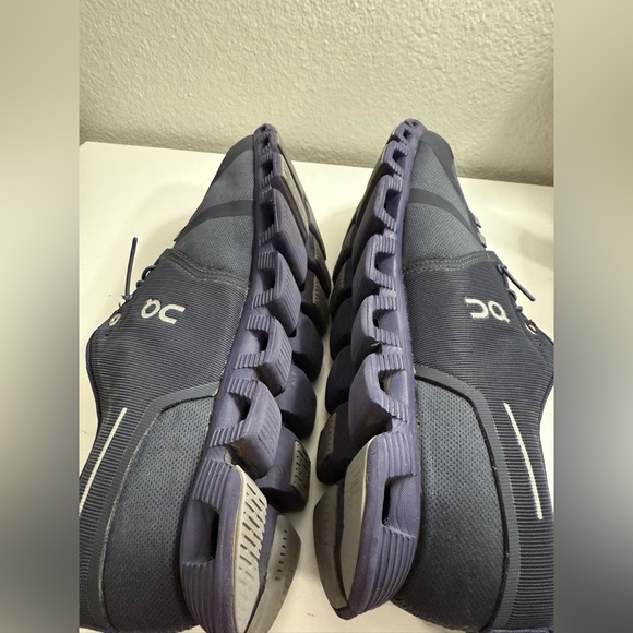 On cloud 5 waterproof Men's Dark Blue Sneakers - Picture 7 of 9